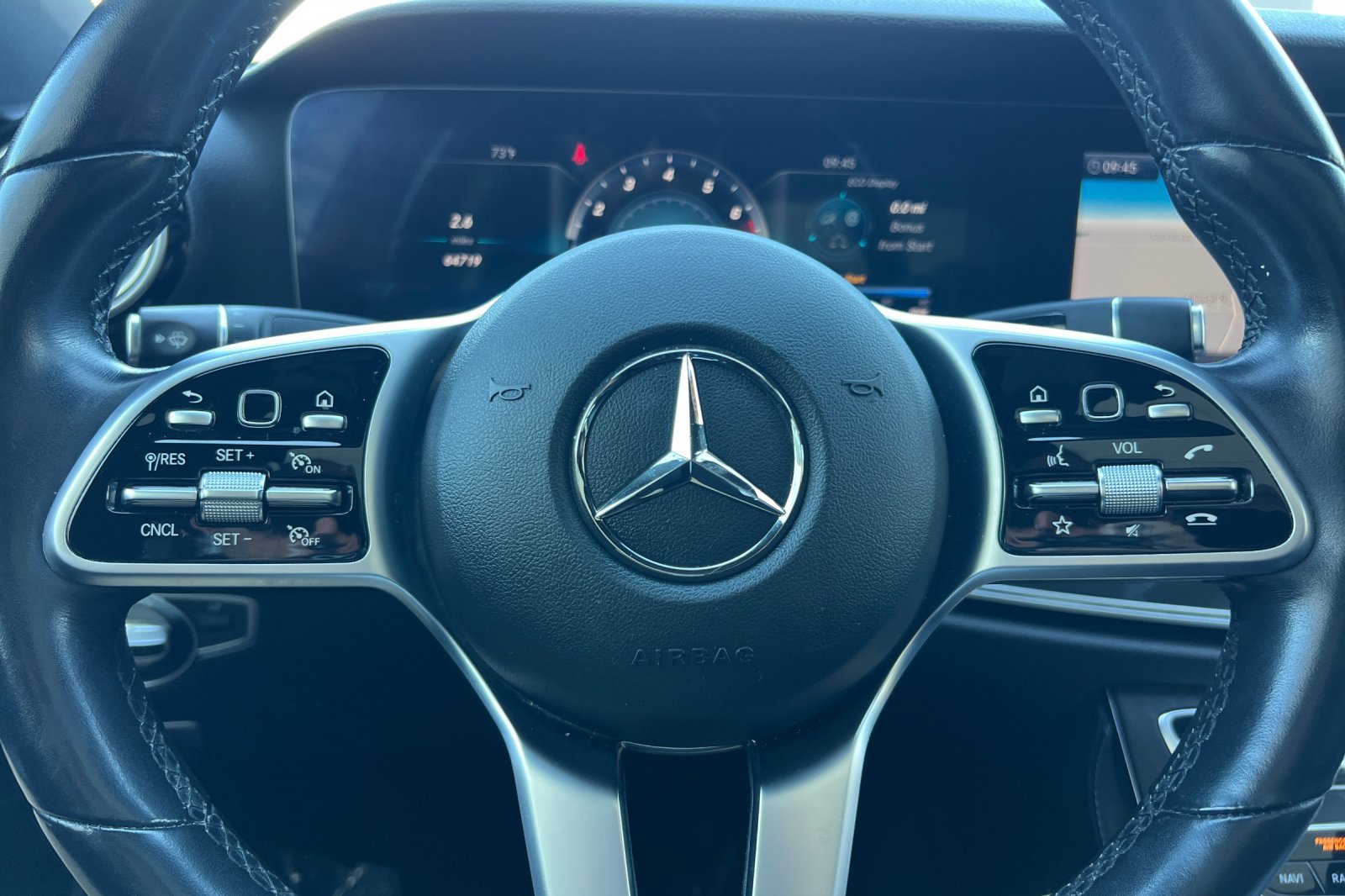 Used 2020 Mercedes-Benz E 350 Sedan image 23