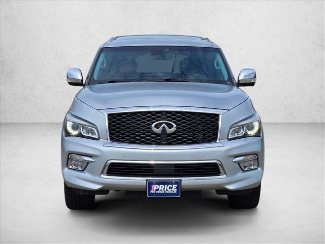 Used 2017 INFINITI QX80 4WD w/ Deluxe Technology Package image 2