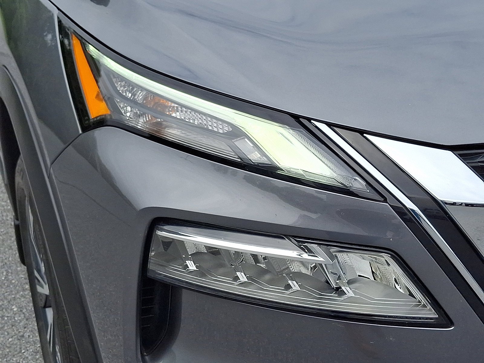 Used 2022 Nissan Rogue SV AWD/4WD image 10