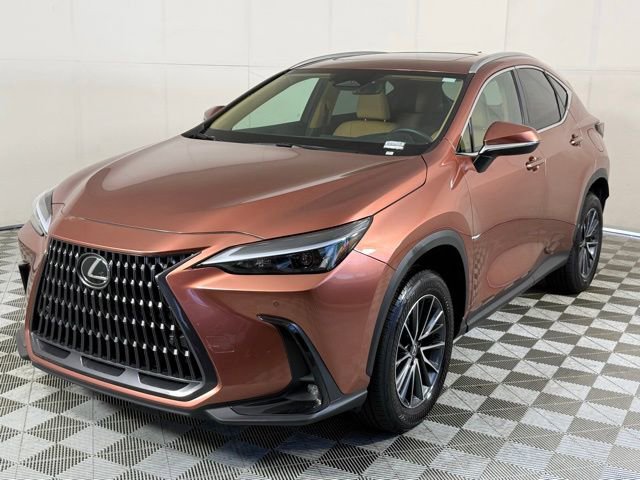 Used 2025 Lexus NX 250 FWD w/ Towing Package (2000 Lbs) image 2