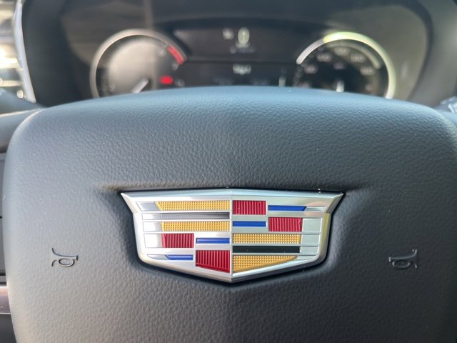 New 2025 Cadillac XT6 Luxury image 45