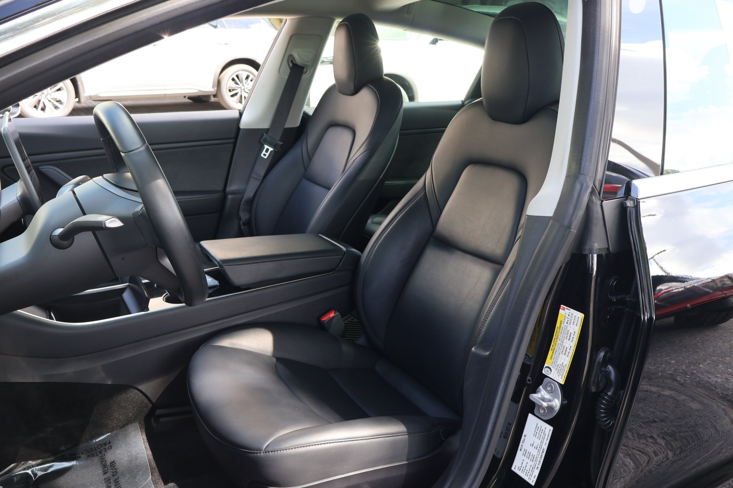 Used 2019 Tesla Model 3 Standard Range Plus RWD image 2