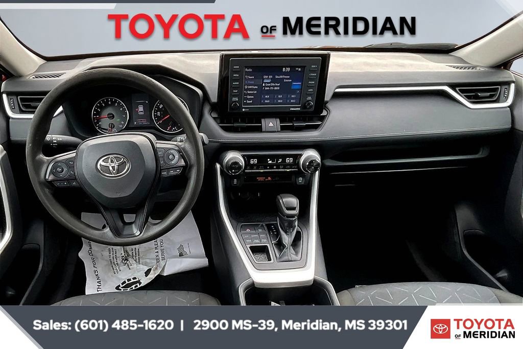 Used 2022 Toyota RAV4 XLE image 13