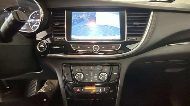 Used 2019 Buick Encore Essence FWD image 25