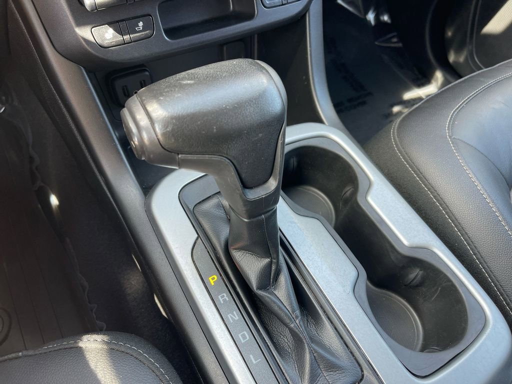 Used 2020 Chevrolet Colorado ZR2 w/ ZR2 Midnight Special Edition image 16