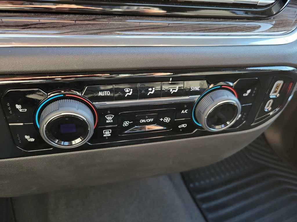 New 2025 Chevrolet Silverado 1500 LT image 32