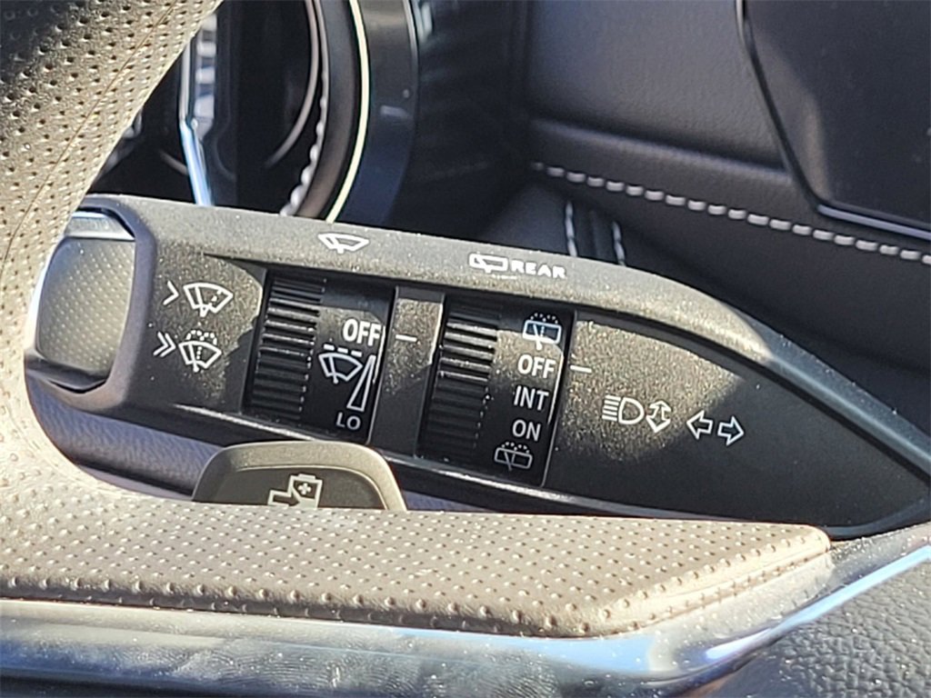 Used 2025 Chevrolet Blazer EV LT image 24