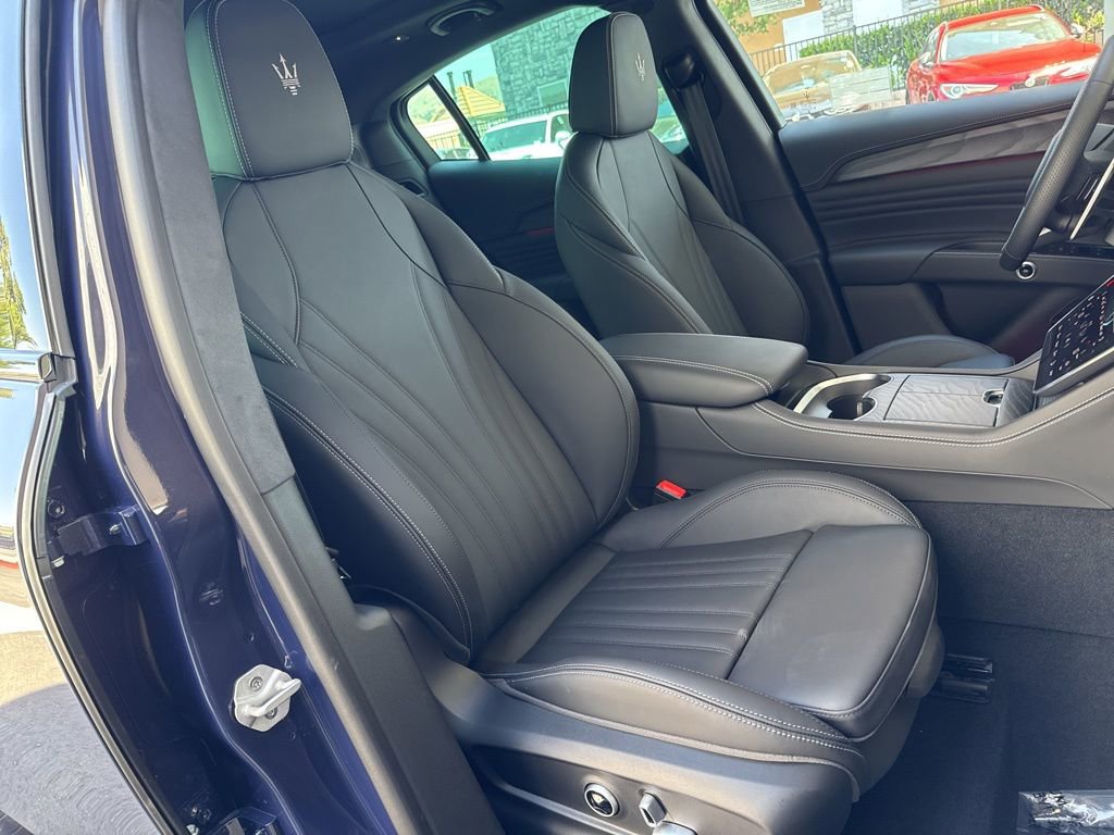 New 2026 Maserati Grecale Modena image 18