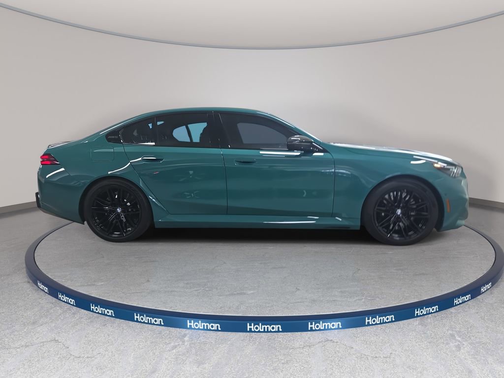 Used 2026 BMW M5 w/ Carbon Package image 6
