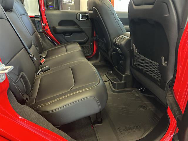 New 2025 Jeep Wrangler Unlimited Rubicon 392 image 26