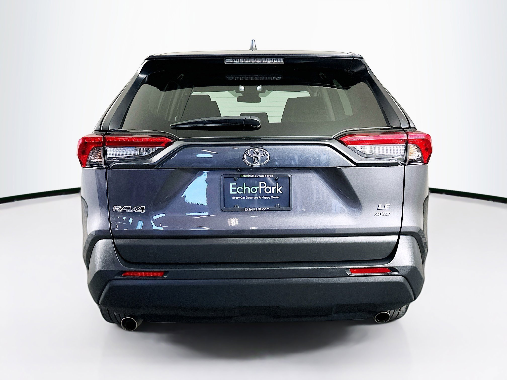 Used 2024 Toyota RAV4 LE image 7