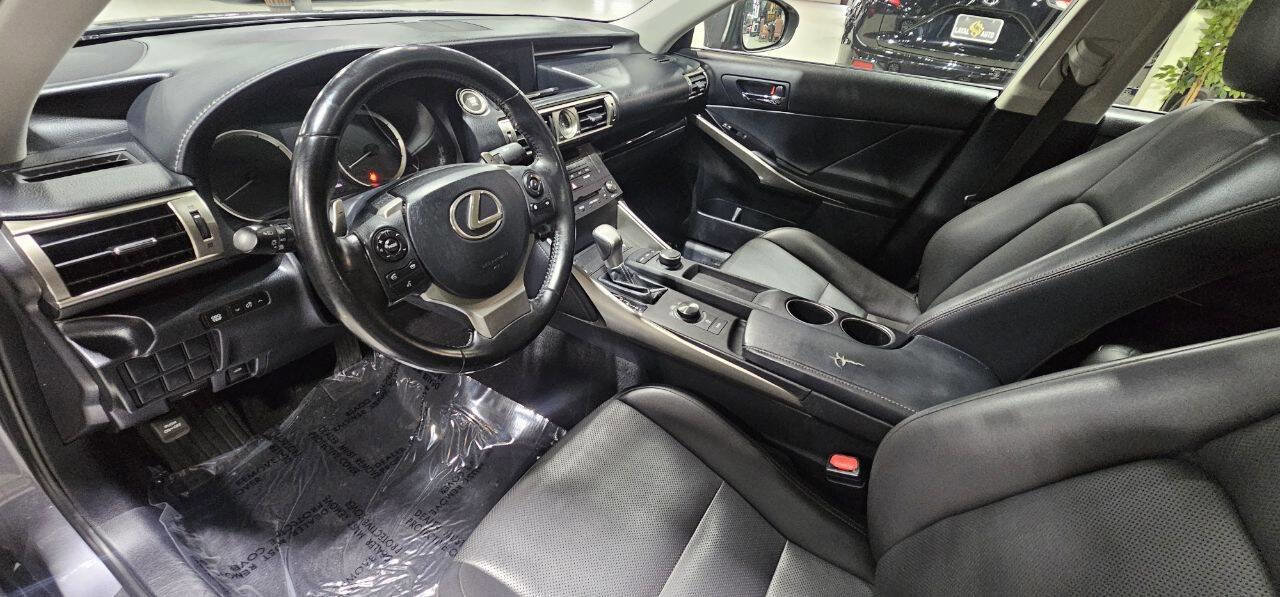 Used 2016 Lexus IS 300 Base AWD 4dr Sedan w/ Premium Package image 16