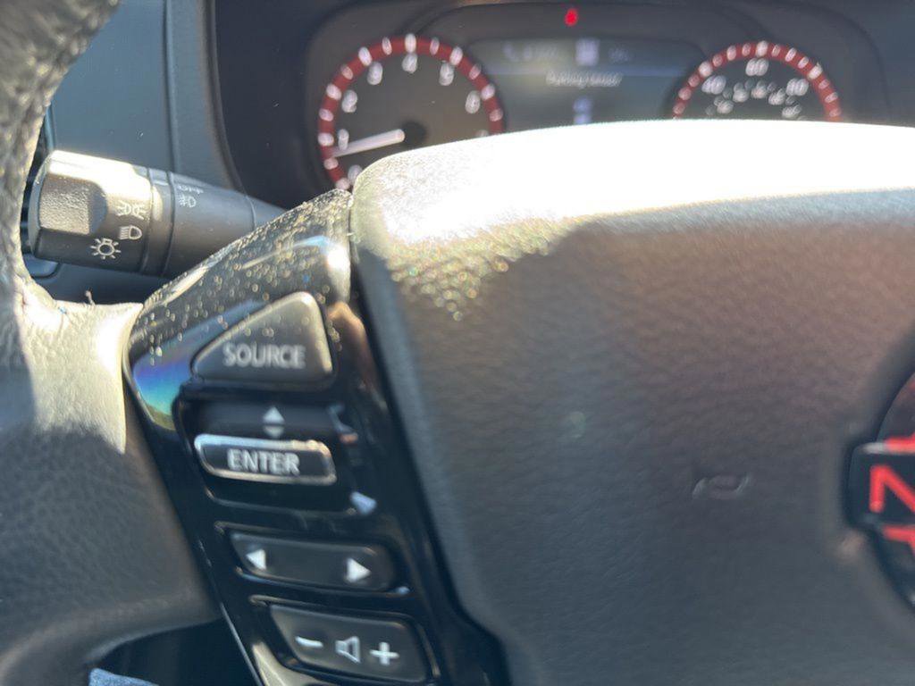 Used 2022 Nissan Frontier PRO-4X w/ Pro-4X Premium Package image 28