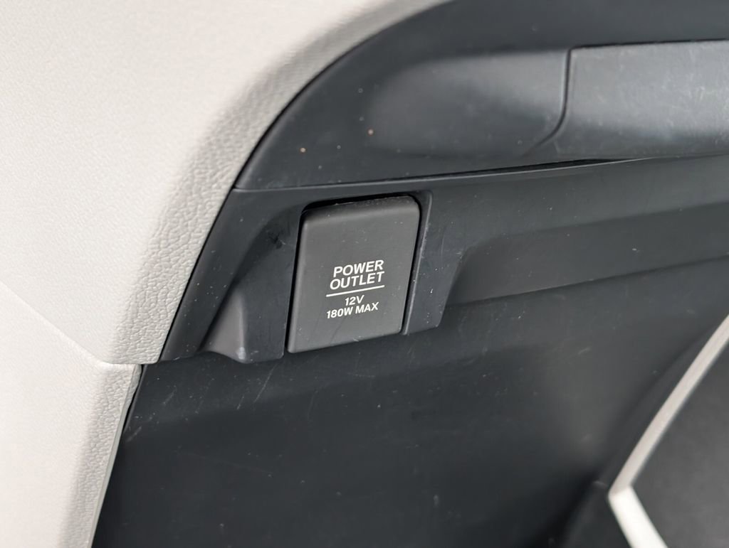 Used 2019 Honda Odyssey LX image 21