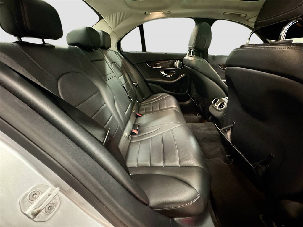 Used 2015 Mercedes-Benz C 300 4MATIC Sedan image 32