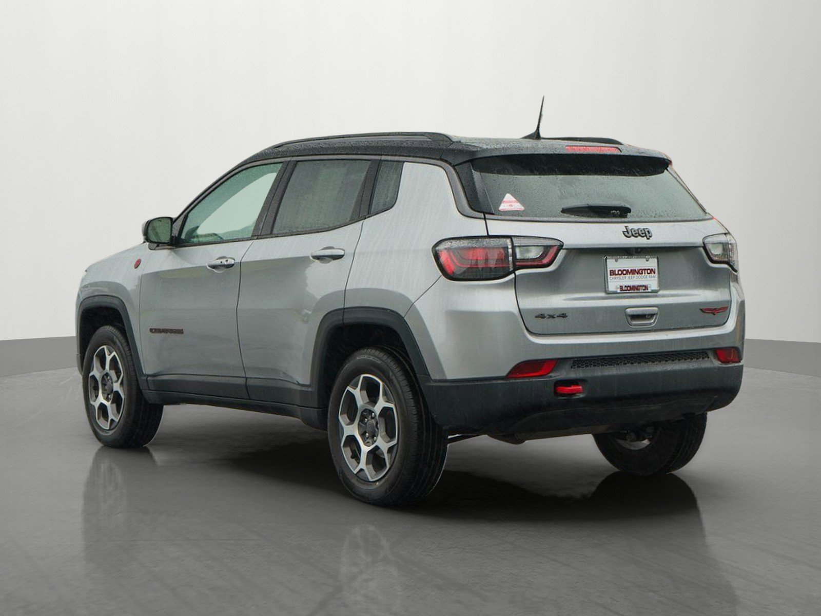 Used 2022 Jeep Compass Trailhawk w/ Trailhawk Elite Group AWD/4WD image 5