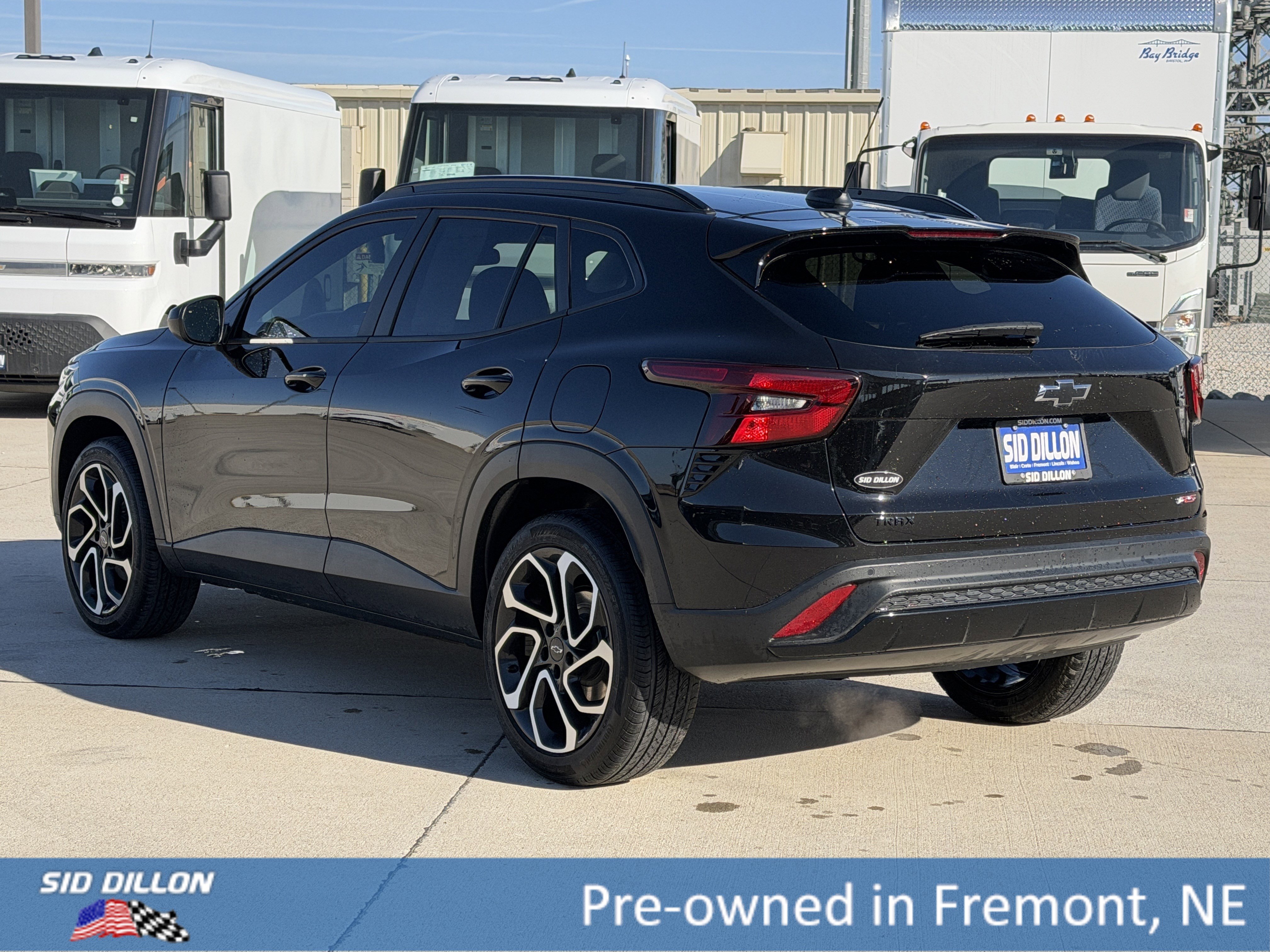 Used 2025 Chevrolet Trax RS w/ Sunroof Package FWD image 6