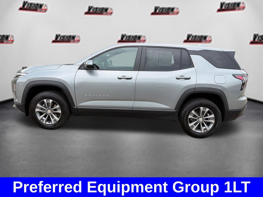 Used 2025 Chevrolet Equinox LT FWD image 9