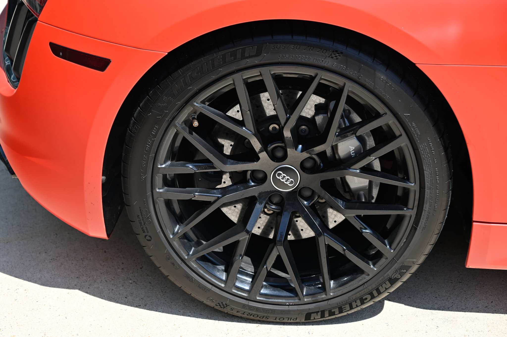 Used 2017 Audi R8 V10 plus AWD/4WD image 11