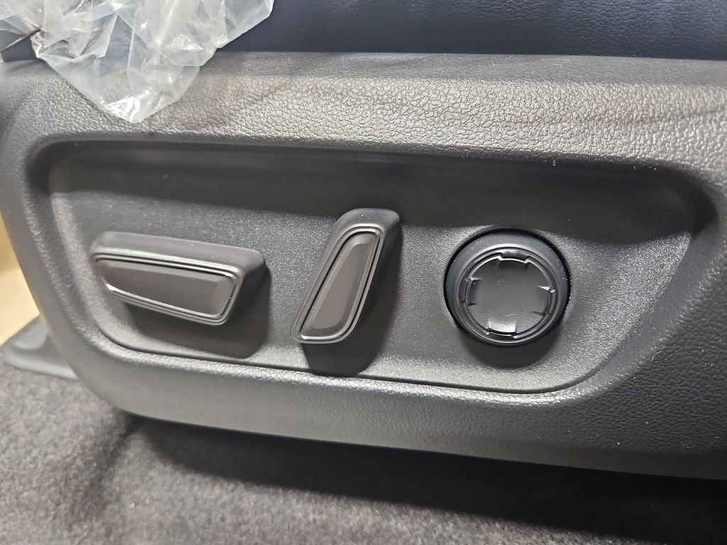 New 2026 Toyota 4Runner 4WD image 27