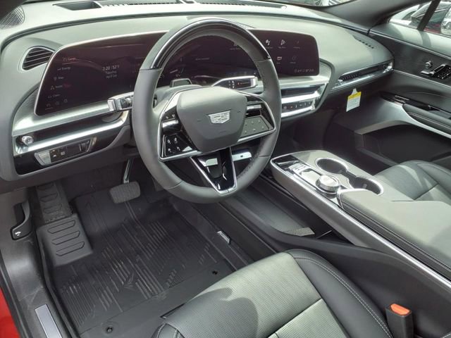 New 2025 Cadillac Lyriq Luxury image 3