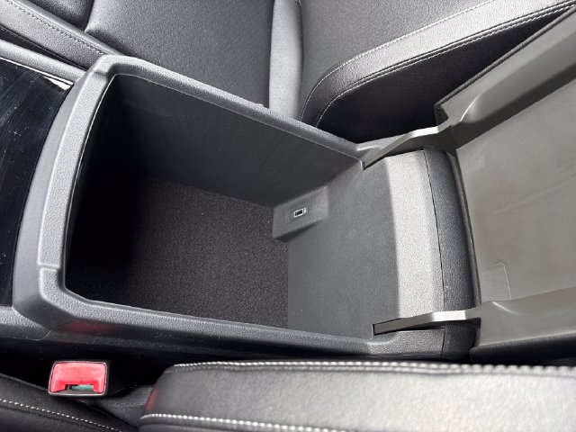 Used 2018 Volkswagen Atlas SEL AWD/4WD image 26