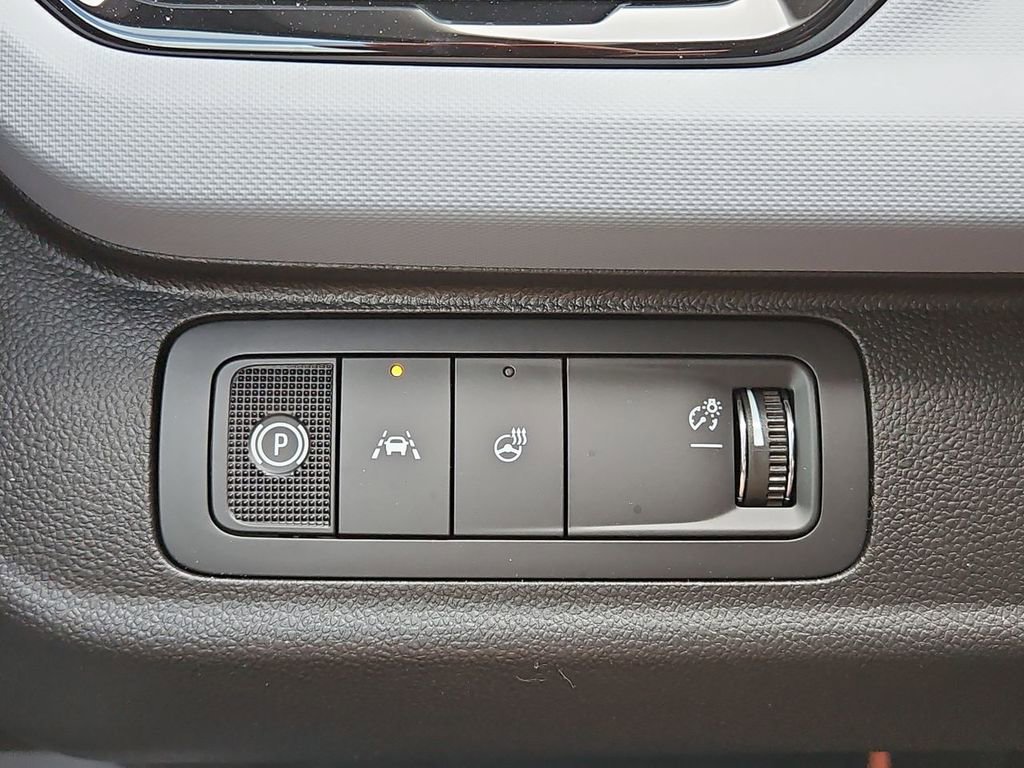 New 2027 Chevrolet Bolt LT w/ Comfort Package image 9