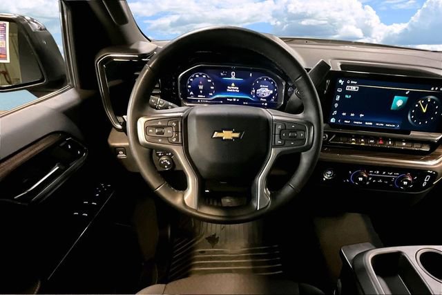 Used 2024 Chevrolet Silverado 1500 LT image 9