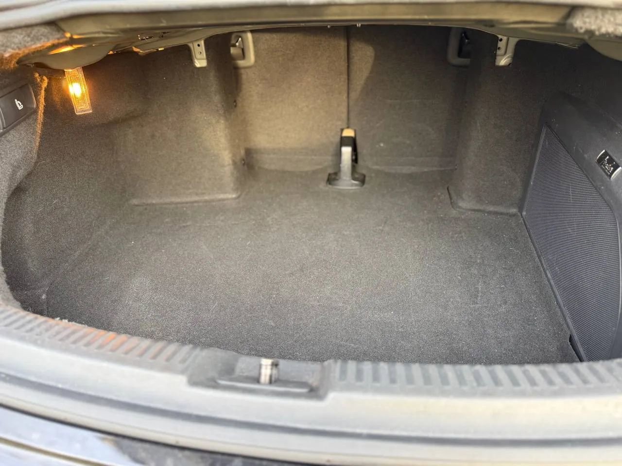 Used 2013 Volkswagen Beetle 2.5 image 19