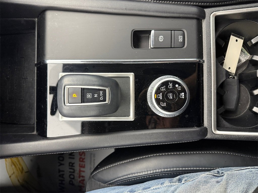 Used 2022 Mitsubishi Outlander SE image 21