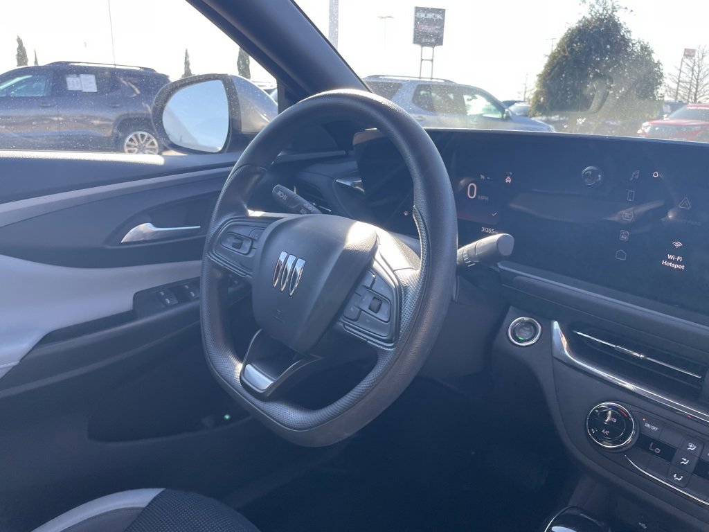 Used 2024 Buick Envista Preferred w/ Convenience II Package image 30