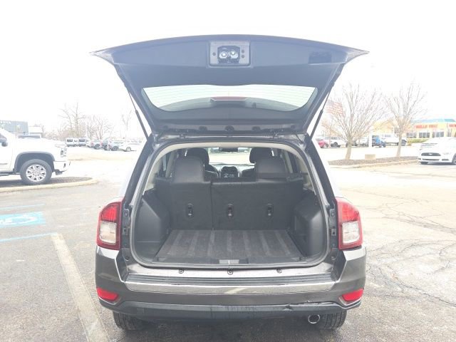 Used 2016 Jeep Compass High Altitude image 7