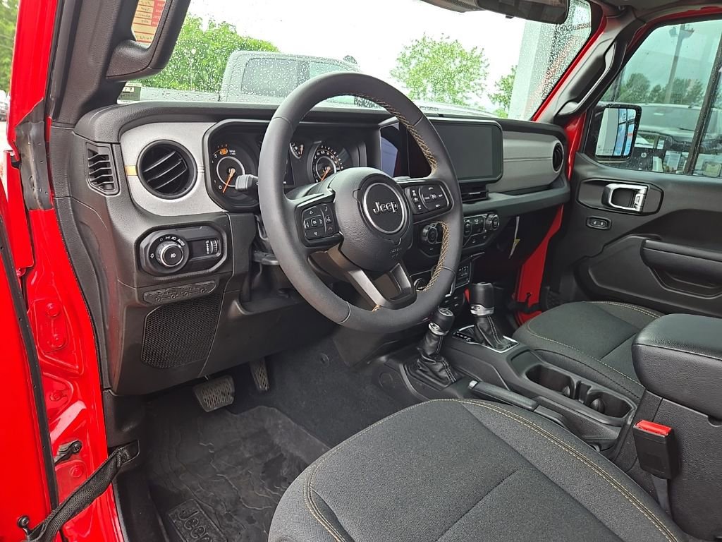 Used 2024 Jeep Wrangler Unlimited Sport AWD/4WD image 34
