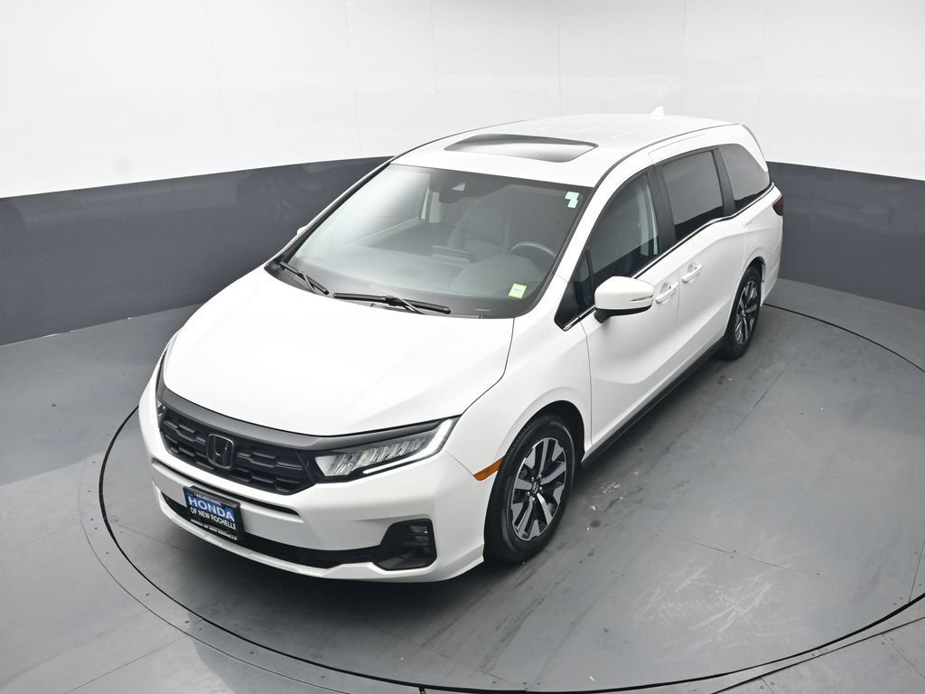 Certified 2025 Honda Odyssey EX-L image 38