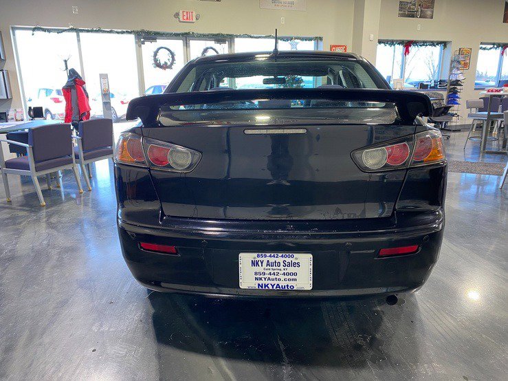 Used 2016 Mitsubishi Lancer ES image 4