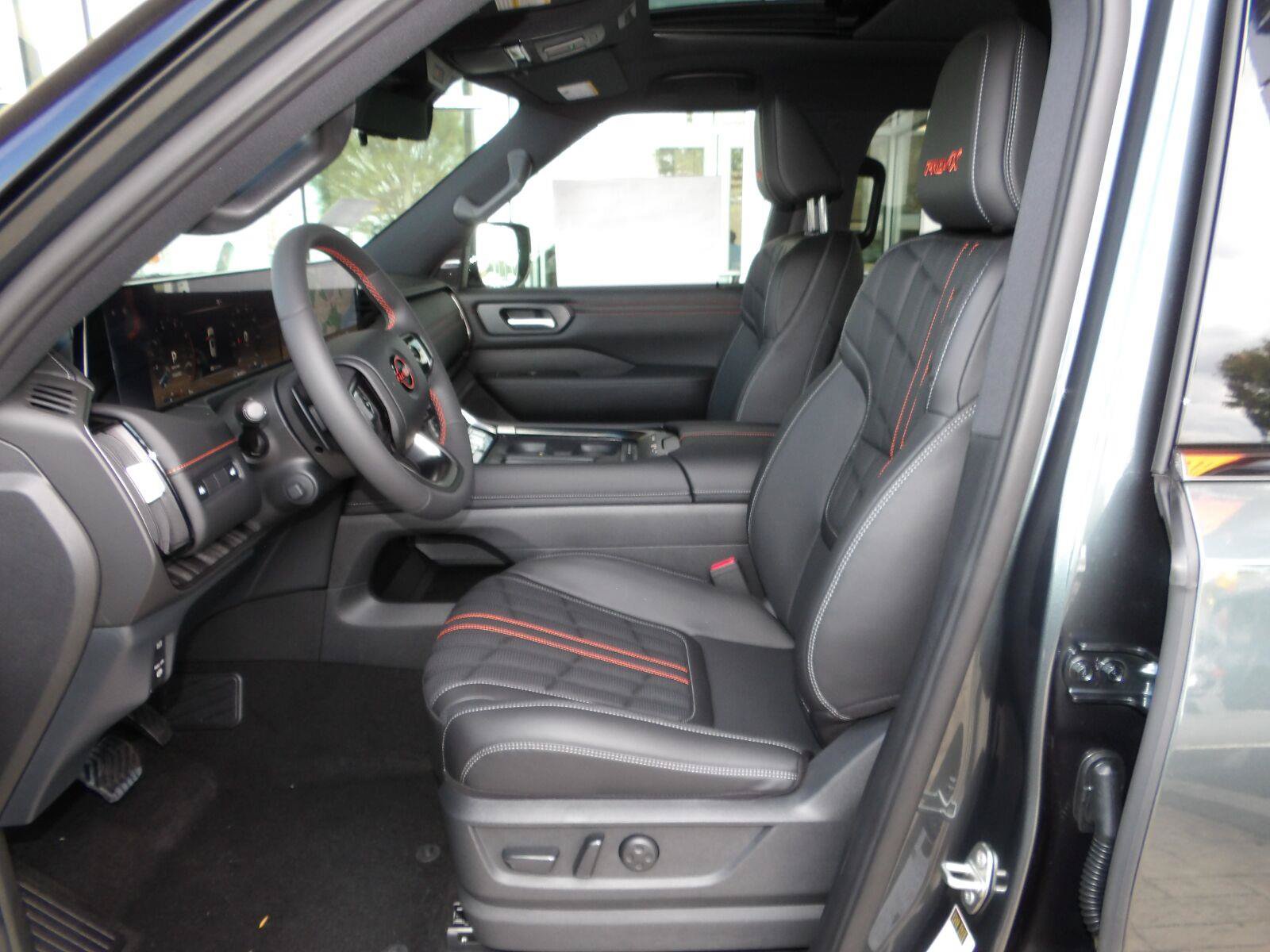New 2026 Nissan Armada PRO-4X AWD/4WD image 14