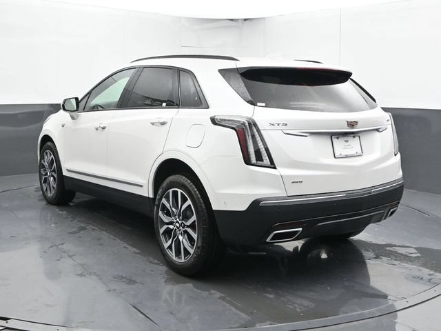 New 2026 Cadillac XT5 Sportv w/ LPO, Floor Liner Package AWD/4WD image 8