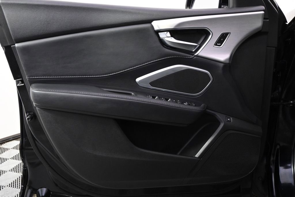 Used 2024 Acura RDX SH-AWD image 22