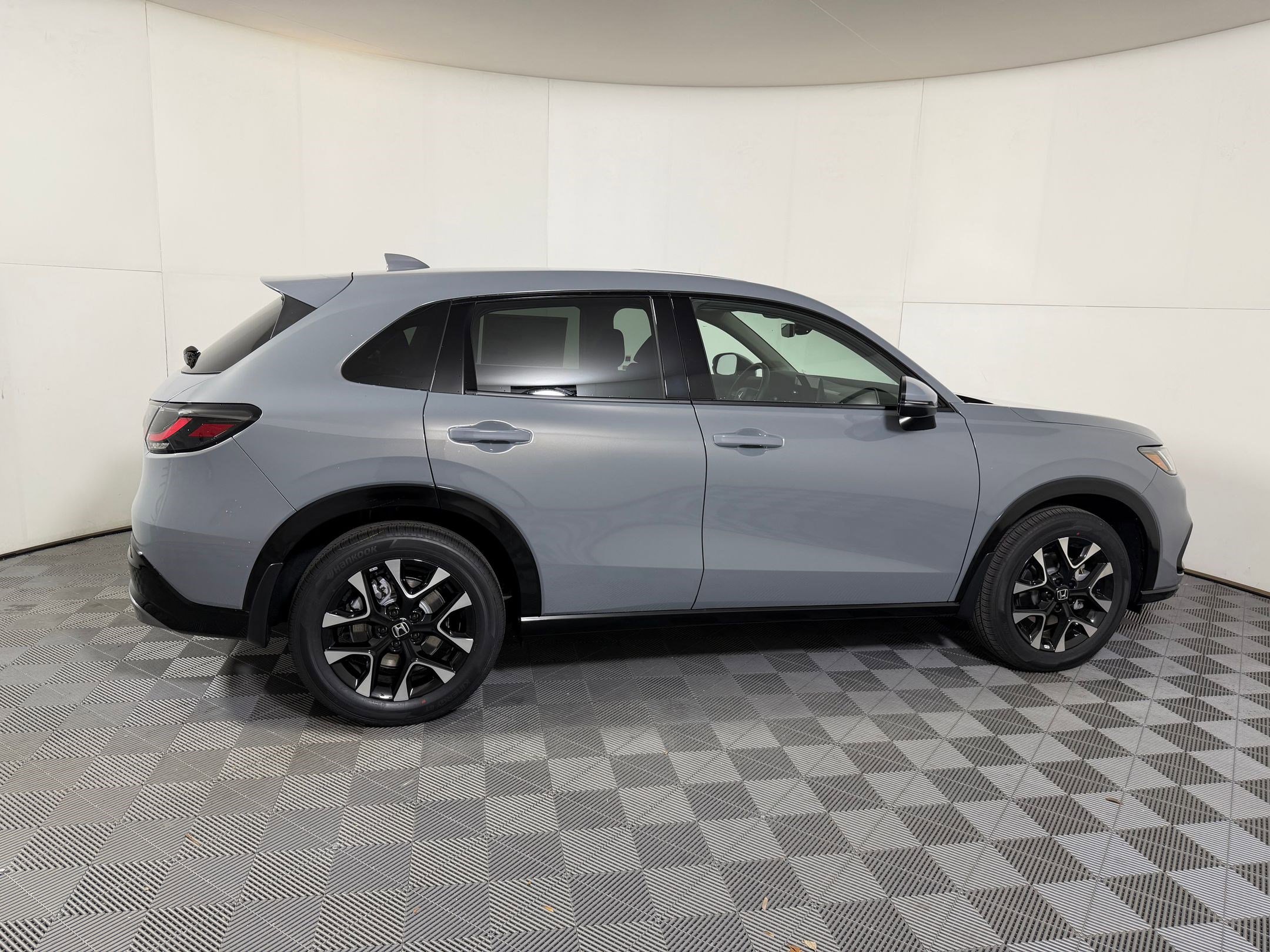 New 2026 Honda HR-V EX-L image 7
