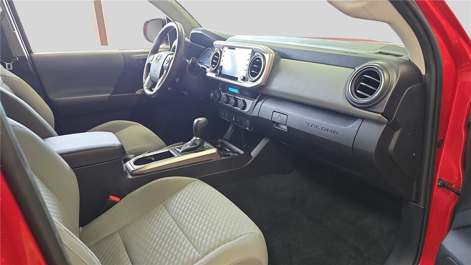 Used 2023 Toyota Tacoma SR5 w/ Technology Package AWD/4WD image 16