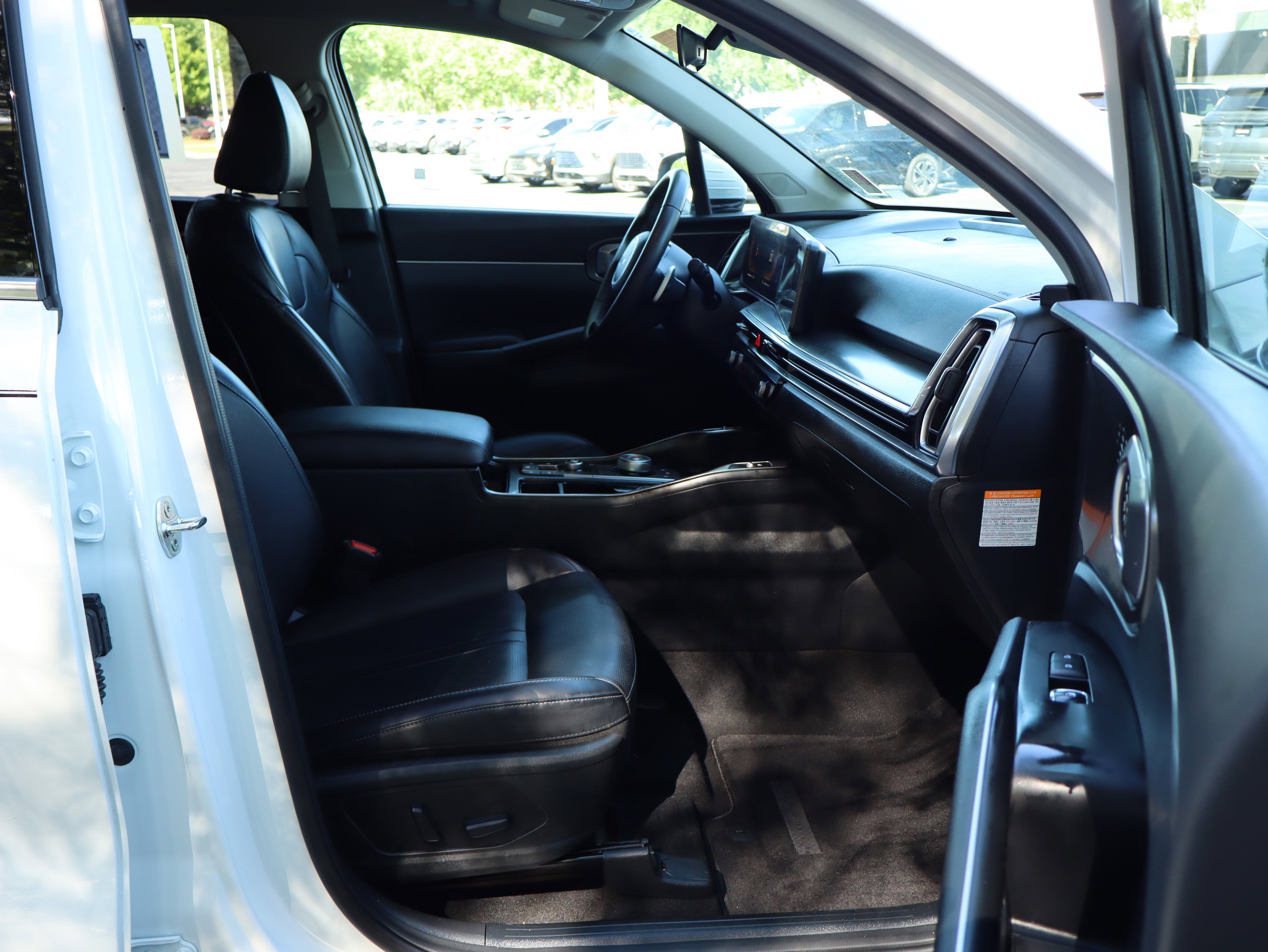 Used 2025 Kia Sorento EX image 27