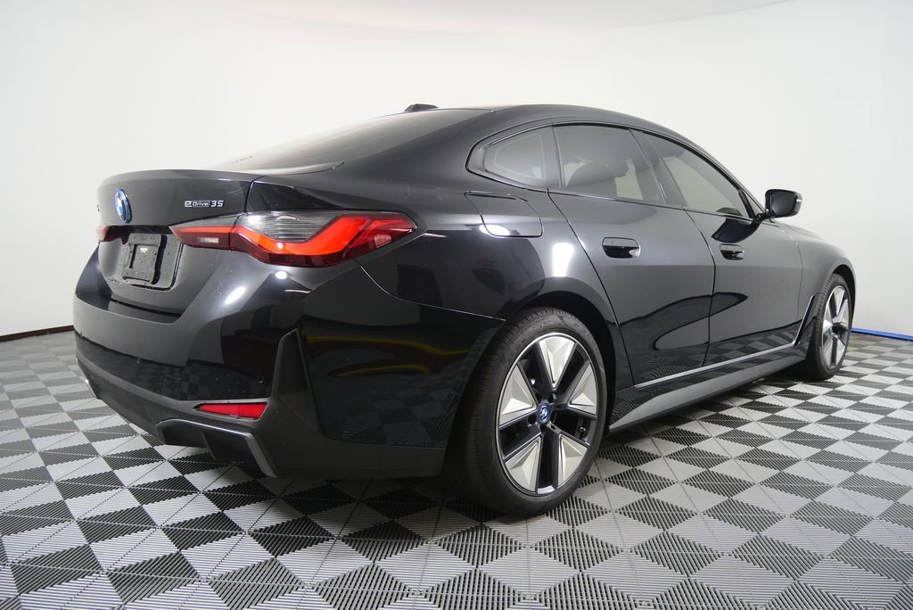 Certified 2023 BMW i4 eDrive35 image 3