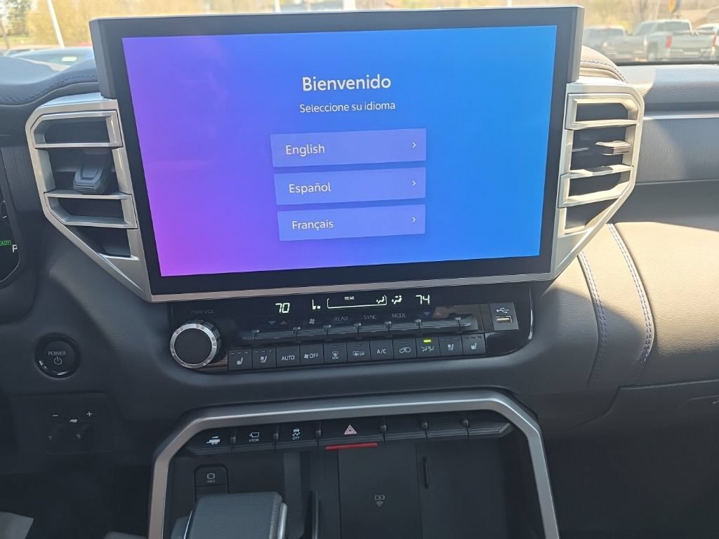 Certified 2025 Toyota Sequoia Platinum AWD/4WD image 15