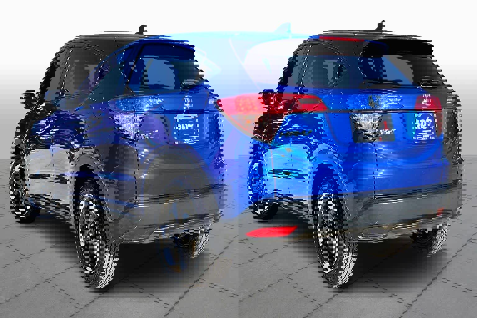 Used 2018 Honda HR-V EX image 11