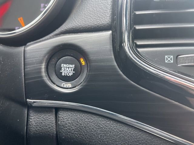 Used 2020 Jeep Grand Cherokee Limited w/ Luxury Group II image 26