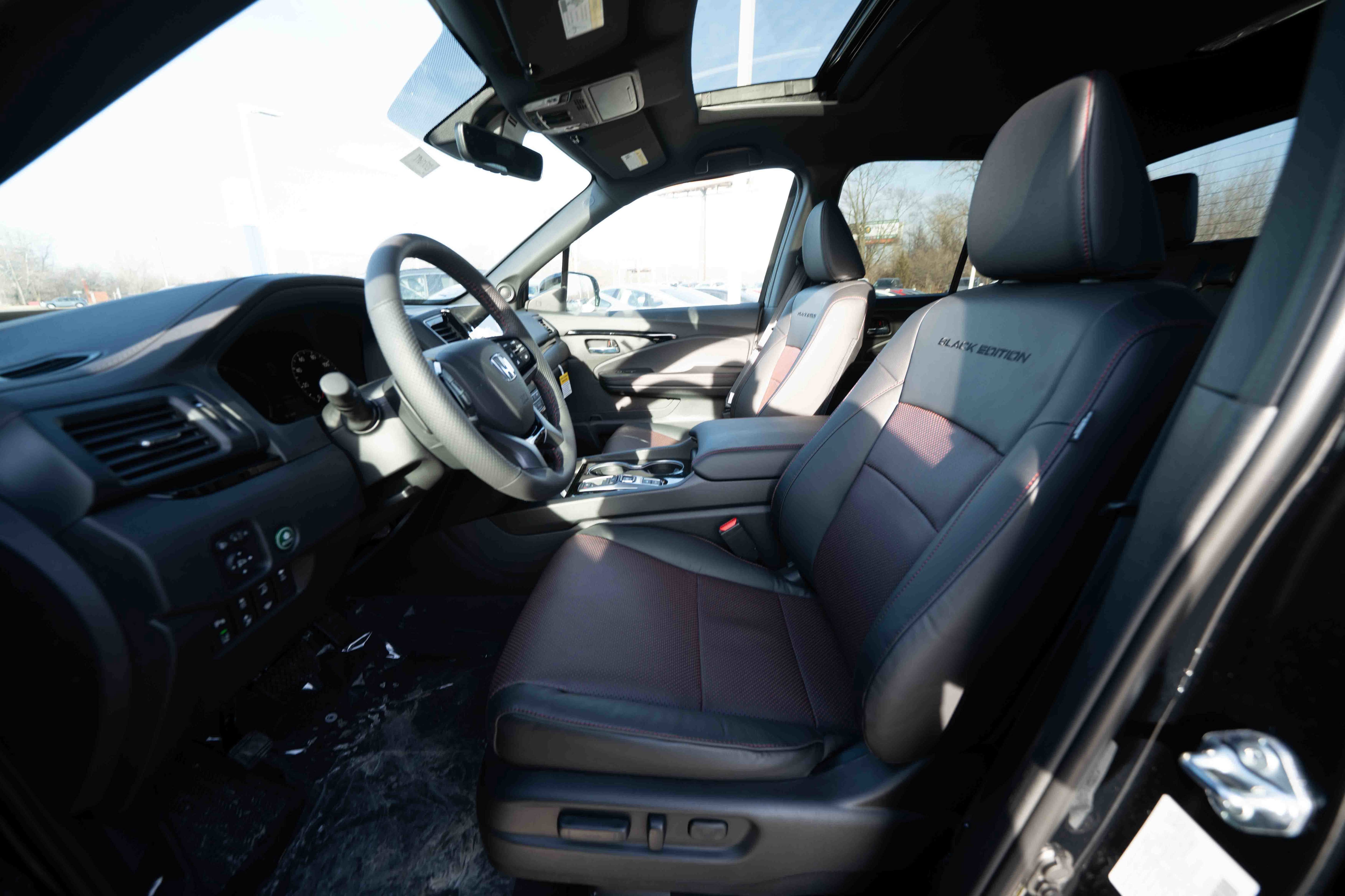 New 2026 Honda Ridgeline Black Edition image 9