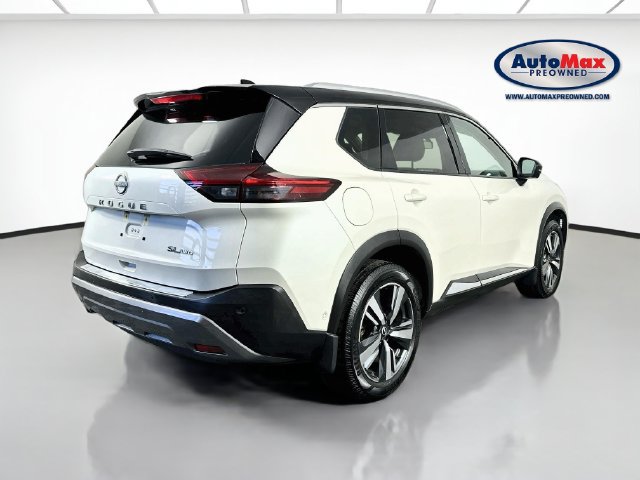 Used 2023 Nissan Rogue SL w/ SL Premium Package AWD/4WD image 2