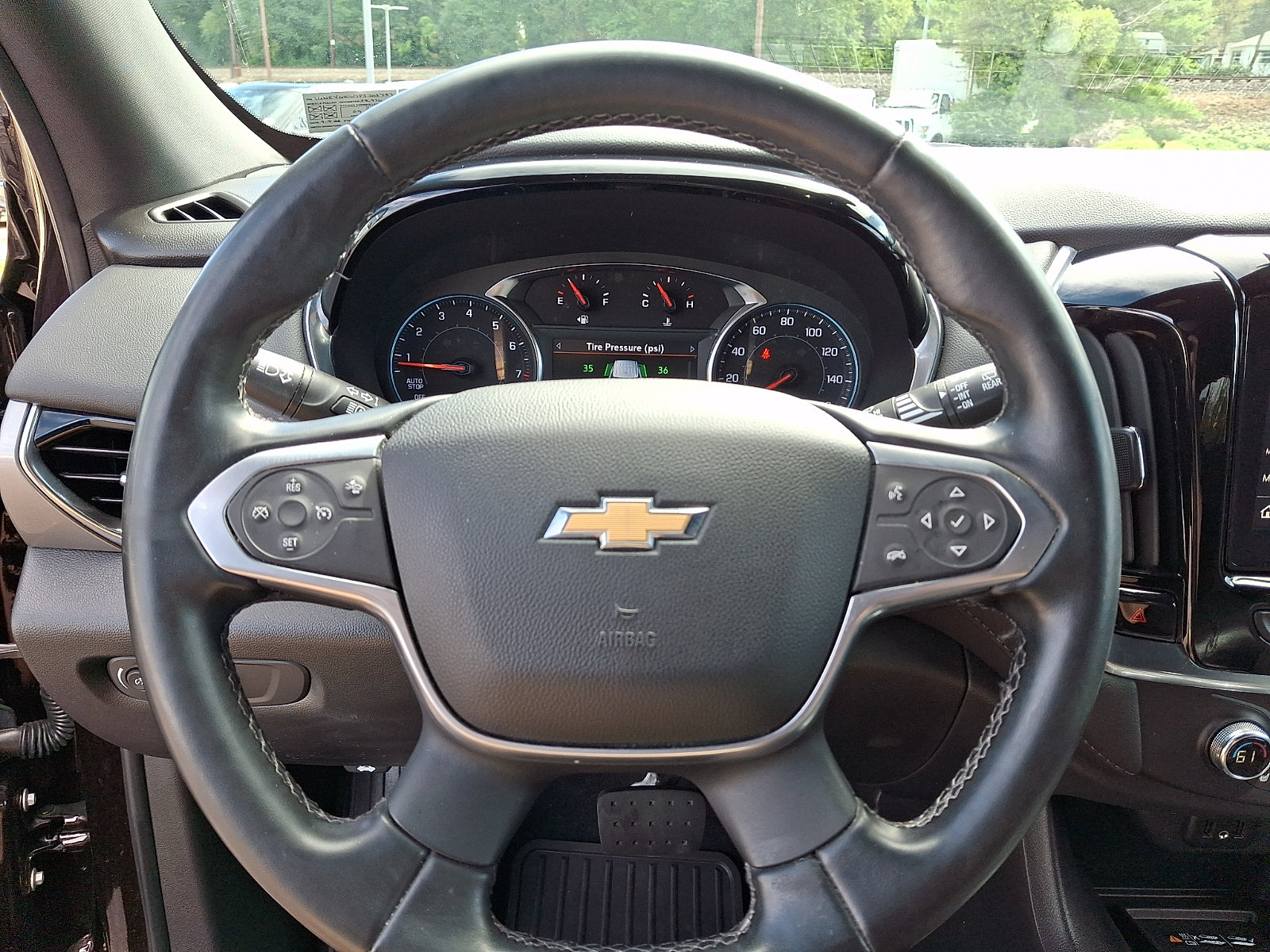 Used 2023 Chevrolet Traverse LT AWD/4WD image 19