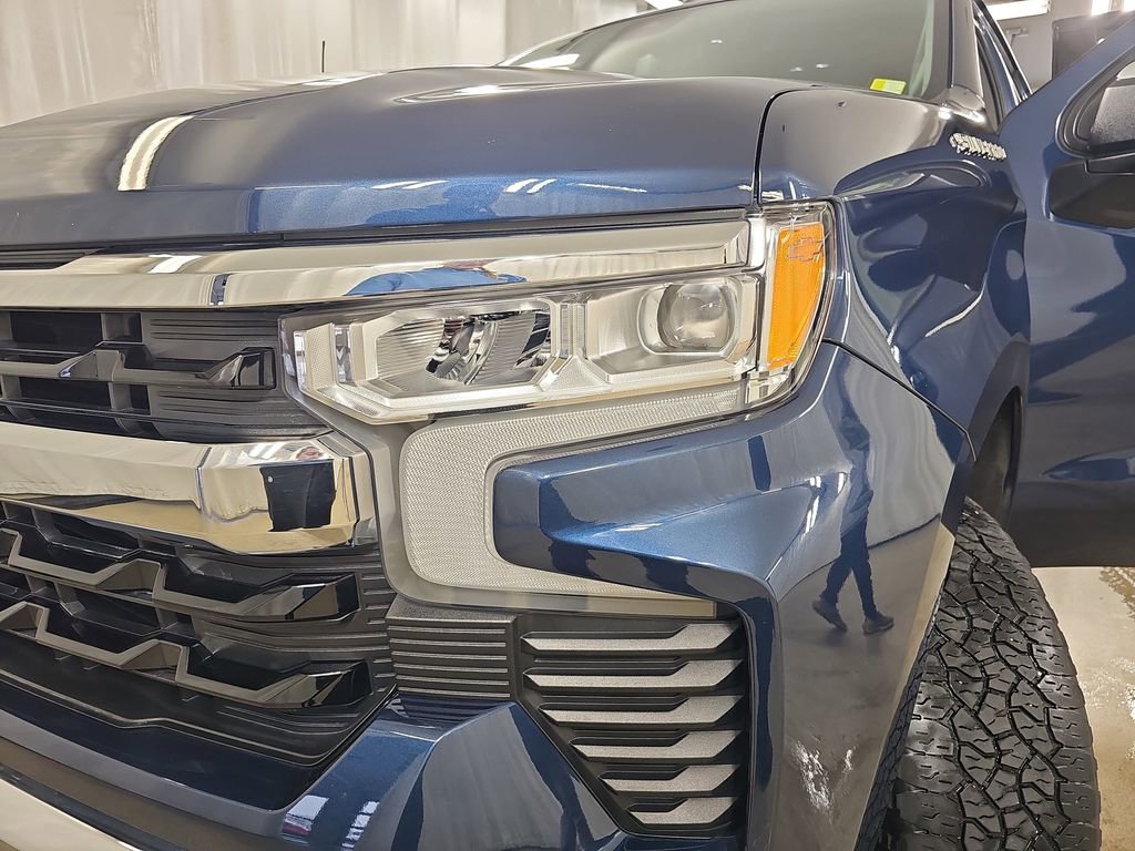 Certified 2023 Chevrolet Silverado 1500 LT image 35