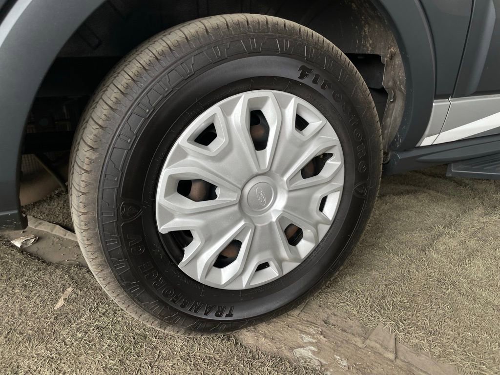 Used 2017 Ford Transit 150 XLT image 14